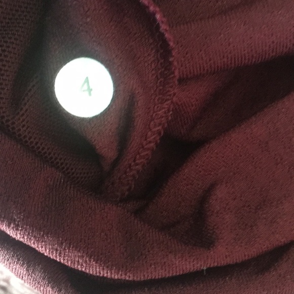 Lululemon tank - Picture 5 of 7